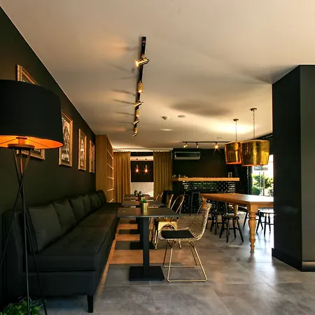 Loft 1502 *